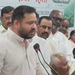तुलसीदास मेहता की 7वीं पुण्यतिथि पर पटना में आयोजित स्मृति सभा में तेजस्वी यादव और अन्य नेता